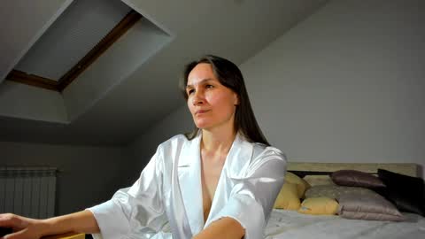 lillian_white1 online show from 01.29.25