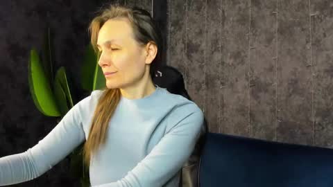 lillian_white1 online show from 04.17.26