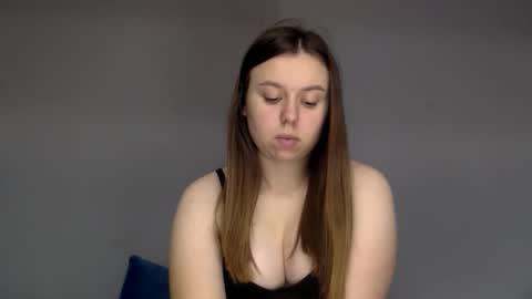 Lily online show from 10.14.25