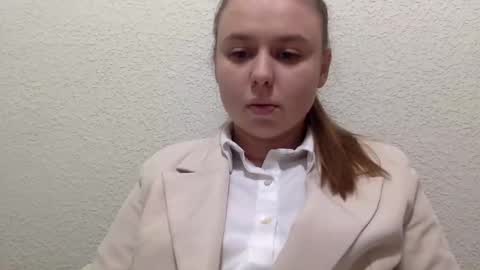 Lily online show from 10.18.25