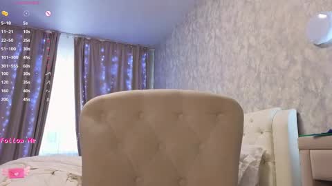 Snapshot of lilliasweety chatting on 04.05.26 Lara Angel online show from 04.05.26