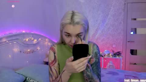 LilliMoore online show from 11.02.25