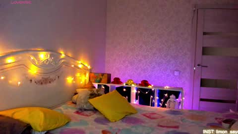 LilliMoore online show from 03.27.26