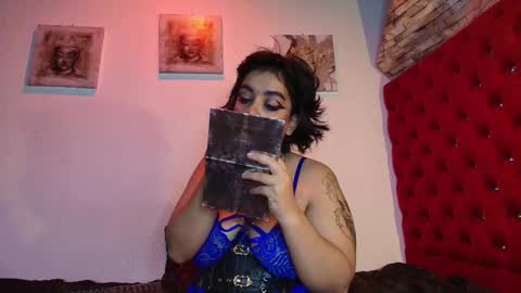 Snapshot of lillithsinclair_nom chatting on 02.19.26 lillith online show from 02.19.26