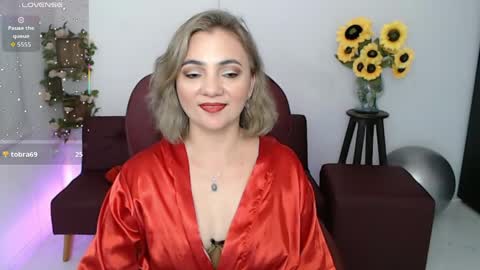 Snapshot of lilly_milf chatting on 04.26.26 Lilly online show from 04.26.26