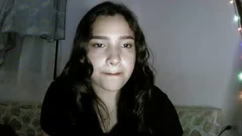 Snapshot of lilly_ocean22 chatting on 12.14.25 Sey - Lilly online show from 12.14.25