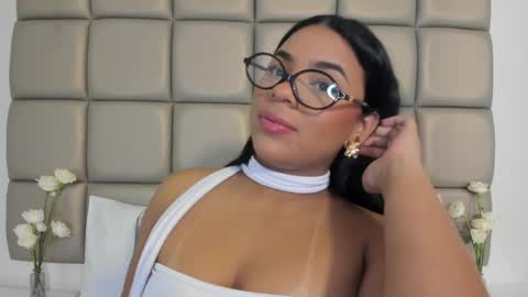 Snapshot of lilly_williamss chatting on 06.05.26 Lilly online show from 06.05.26
