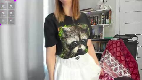Snapshot of lillyfan_x chatting on 02.24.25 LillyFan X online show from 02.24.25