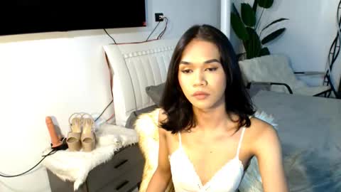 Snapshot of lillyholland_xx chatting on 02.20.25 lillyholland online show from 02.20.25