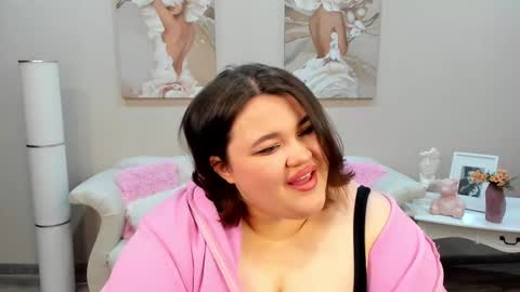 Snapshot of lilolewins chatting on 01.20.25 LiloLewins online show from 01.20.25