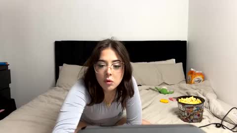 Roxy online show from 02.24.25