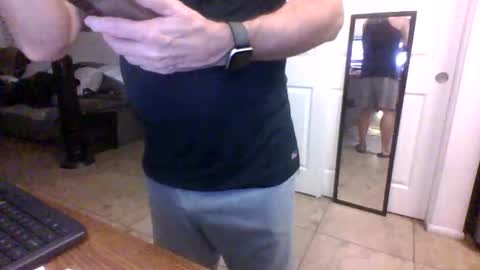 Snapshot of lilpackage69 chatting on 02.16.26 lilpackage69 online show from 02.16.26