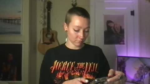 Snapshot of lilpeachykeenn chatting on 12.25.24 Lilpeachykeenn online show from 12.25.24