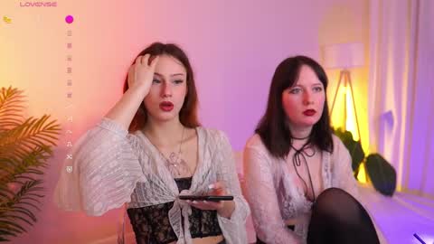 Snapshot of lilufiths chatting on 03.31.26 Leeloo online show from 03.31.26
