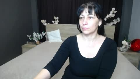 Snapshot of lilugrants chatting on 05.16.26 lilugrants online show from 05.16.26