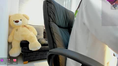 lily_cash1 online show from 04.04.26