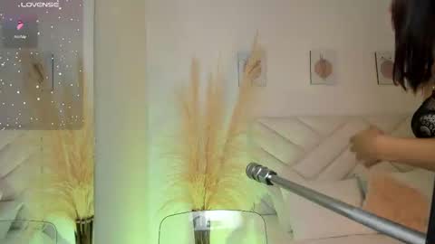   online show from 02.10.25