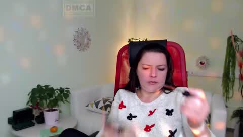 Lily online show from 10.31.25