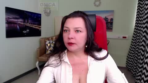 Lily online show from 04.30.26