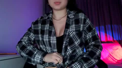 Lily Litle online show from 11.30.25