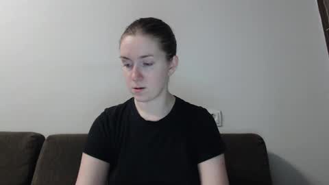 lily_love_x online show from 02.02.25