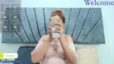 LILY MEGHAN online show from 01.08.26