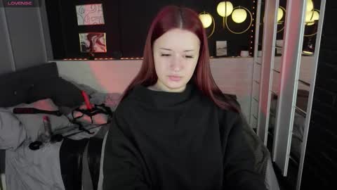 Lily online show from 10.04.25