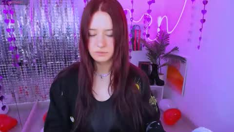 Snapshot of lily_moonlight chatting on 02.15.26 Lily online show from 02.15.26