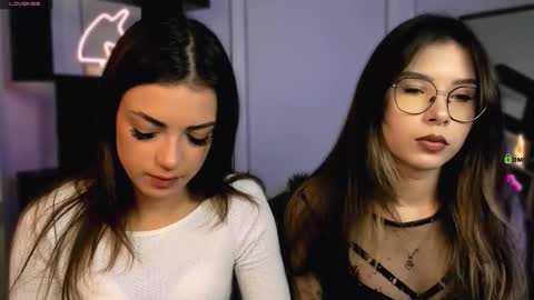 Snapshot of lily_morty chatting on 10.14.25 Lily online show from 10.14.25
