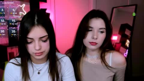 Snapshot of lily_morty chatting on 11.26.25 Lily online show from 11.26.25