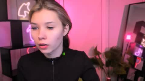 Snapshot of lily_morty chatting on 12.01.25 Lily online show from 12.01.25