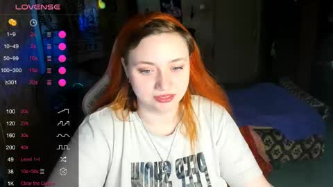 Snapshot of lily_shamy chatting on 05.10.26 Alice online show from 05.10.26