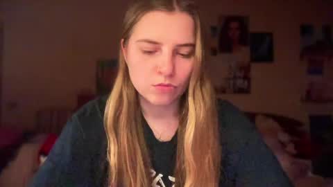 Lily online show from 03.29.26