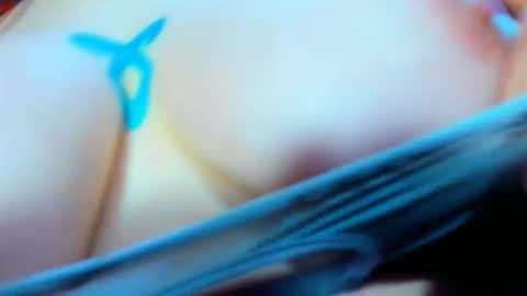 Snapshot of lily_stone04 chatting on 12.01.25 lily_stone04 online show from 12.01.25