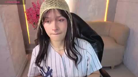 Snapshot of lily_tx chatting on 06.13.26 Follow me.. Live 730 to 1400 online show from 06.13.26