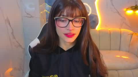 Snapshot of lily_tx chatting on 06.18.26 Follow me.. Live 730 to 1400 online show from 06.18.26