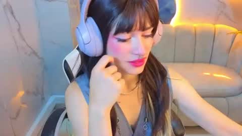 Snapshot of lily_tx chatting on 07.01.26 Follow me.. Live 730 to 1400 online show from 07.01.26