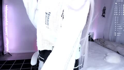 Lily online show from 12.07.24