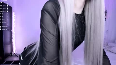 Lily online show from 03.06.25