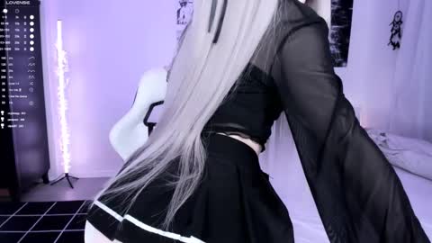 Lily online show from 03.10.25