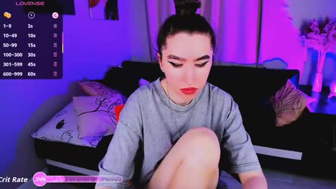 LILY online show from 10.04.25