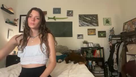 Snapshot of lilybrown07 chatting on 02.03.26 lilybrown07 online show from 02.03.26