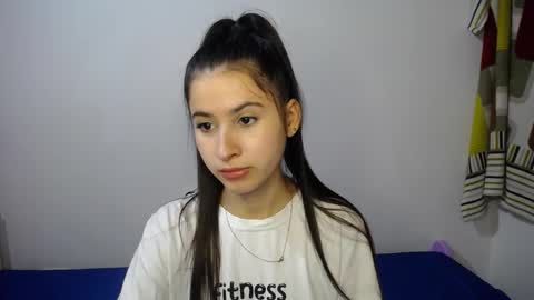 Lily Dumn online show from 12.20.25