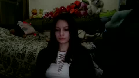 lilycandy_ online show from 12.14.24