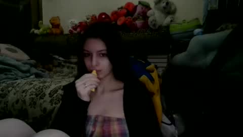 lilycandy_ online show from 12.15.24
