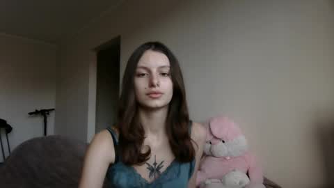 lilycandy_ online show from 10.21.25