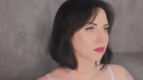 Lily online show from 05.20.26