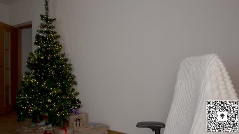 Lily   online show from 12.27.24