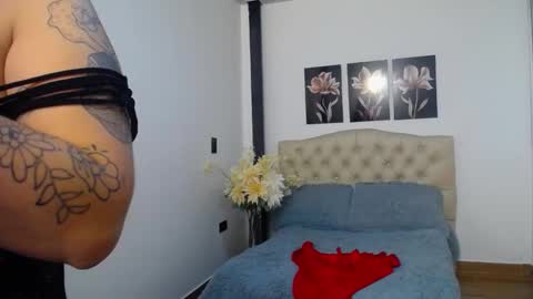 Snapshot of lilyfox23 chatting on 02.26.26 lilyfox23 online show from 02.26.26