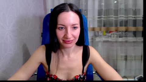 Snapshot of lilymellow chatting on 02.09.25 Lily online show from 02.09.25